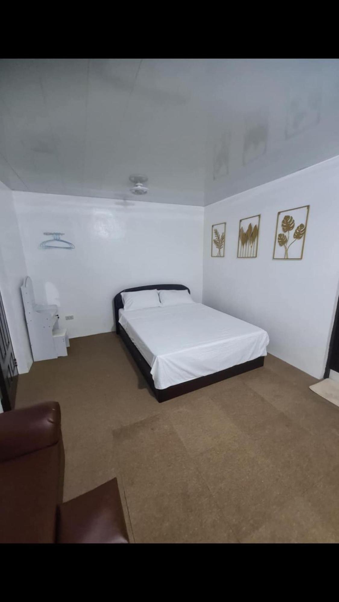 Js Guest House Imus Zewnętrze zdjęcie